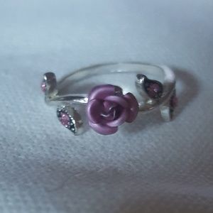 NWOT Gorgeous women's ring